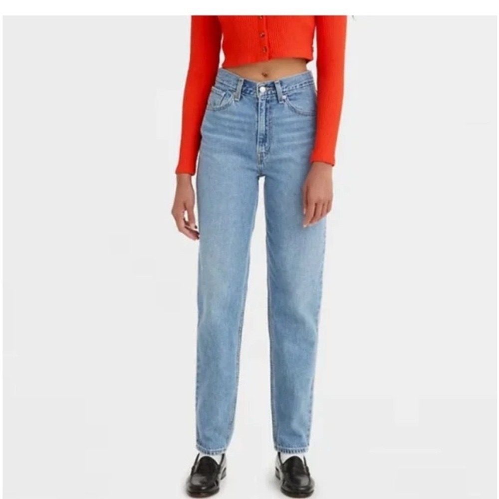 Levi's Light Blue Mom High Waisted Denim Jeans Straight Taper Leg Size 29
